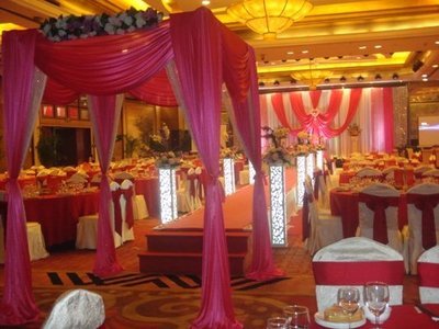 蒙城婚庆玫红色系套系报价 | 蒙城唯一婚庆·婚庆礼仪服务指南
